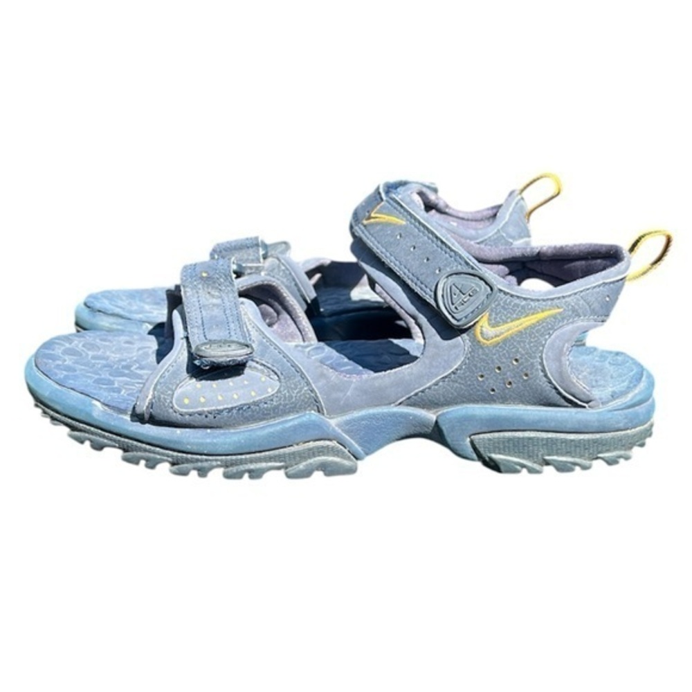 Nike Velcro Strappy Sandals navy blue and yellow. Men’s size 7